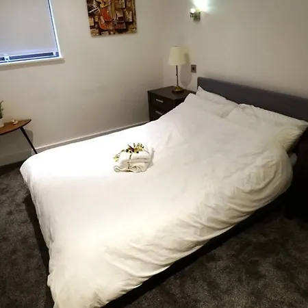 Апартаменты Stylish & Homely City Centre