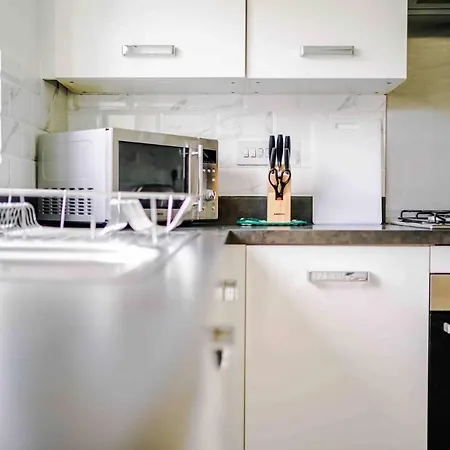 別荘 4 Bedroom House Hosted By Mcr Dens マンチェスター