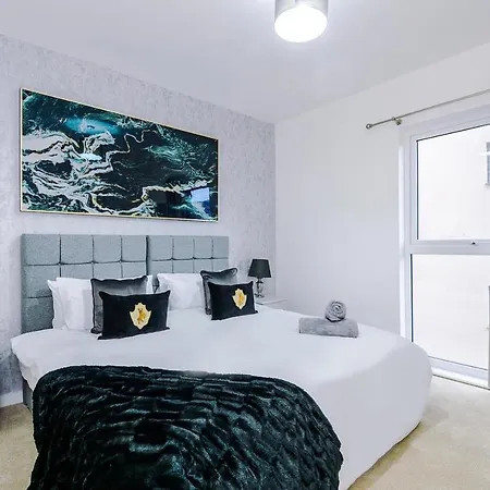 Apartament 2 Bedroom Hosted By Mcr Dens