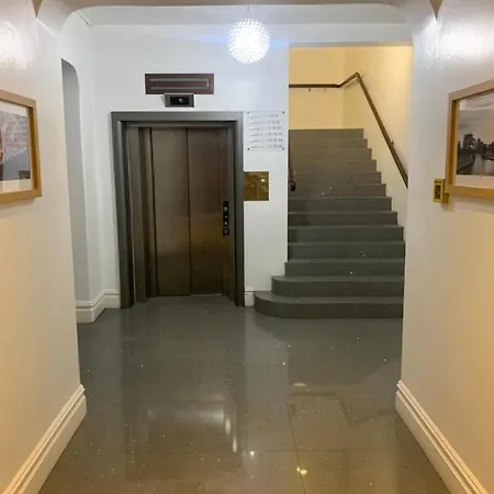 Oxford Place