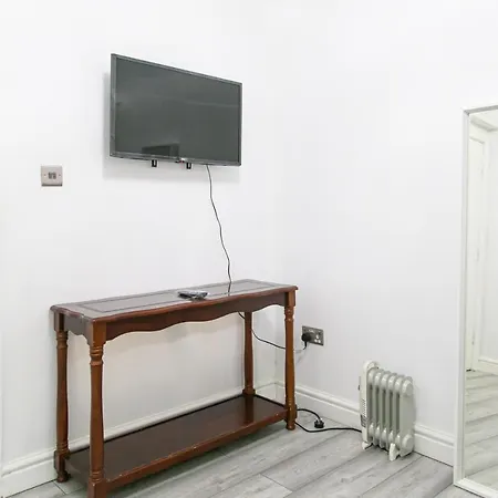 Apartment Cheetham Hills