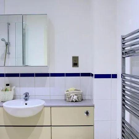 Διαμέρισμα Relaxing City With Free Parking & Flexible Check-in *