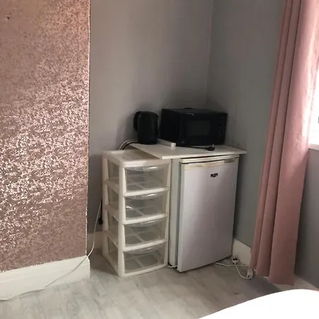 Bed & Breakfast Double Bedroom Manchester
