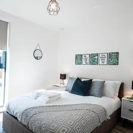 Lejlighed Luxe Interchange Near Old Trafford - Media - The Quays *