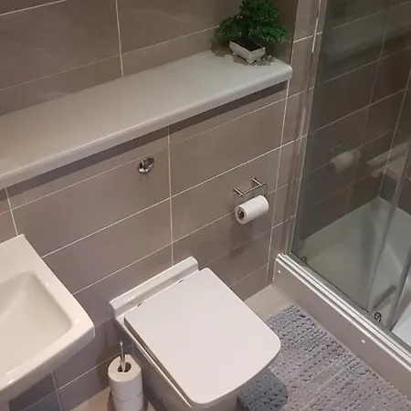 Amazing 2-bed In Media City Games * Manchester