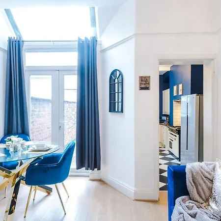 R&r Nr Mediacity 4 Bedrms, 6 Beds, Free Parking 別荘