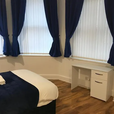 The Avenues And Alleyways Hotel Manchester