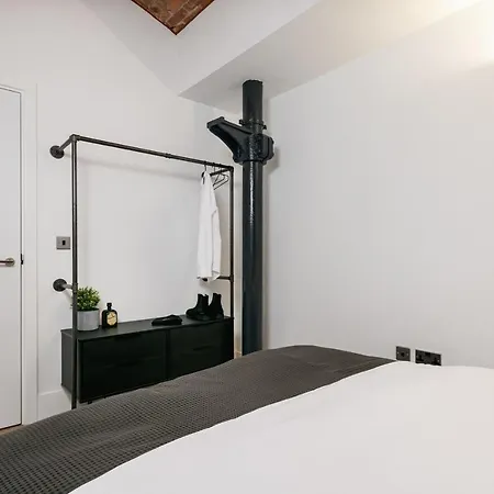 Boutique Warehouse Apartment By The Jacksonheim Boutique