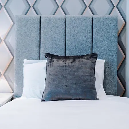 The Popworks 2 Bedroom - Mcr Dens 公寓