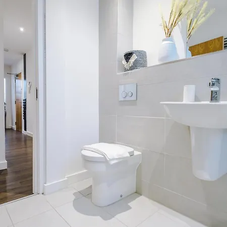 The Popworks 2 Bedroom - Mcr Dens *