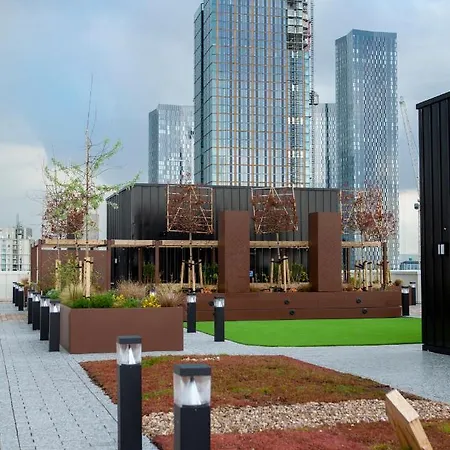 Castlefield Luxury - Roof Top Garden Manchester