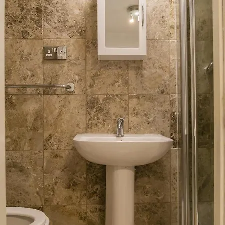 Hills View Apartment