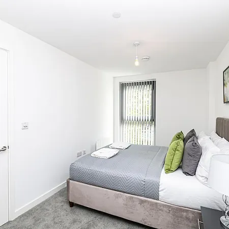 Insignia By Guestz マンチェスター