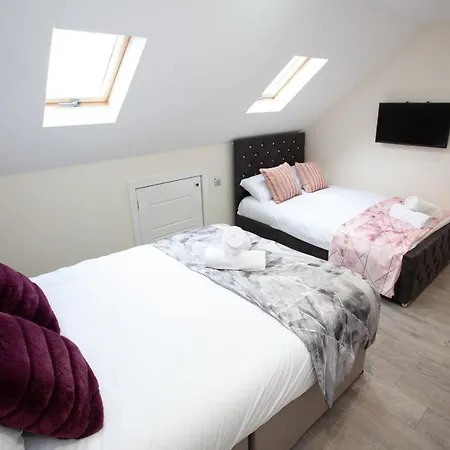 Ferienhaus 6 Bedroom House 10min Drive From Centre