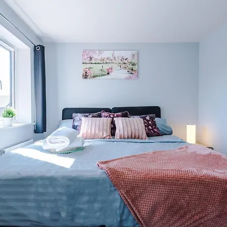 Vidale Court, 3 Bedroom House With River Irwell View, Sleeps 6 Lägenhet Manchester