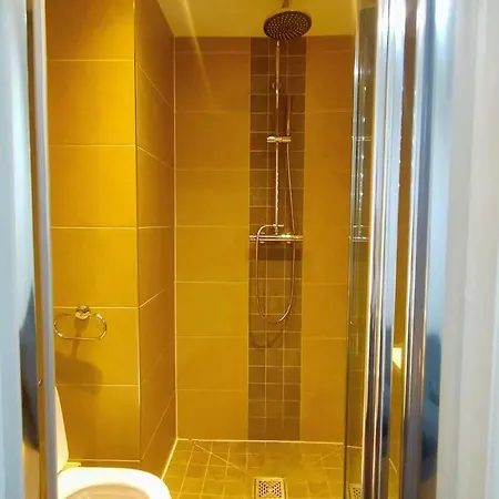 City Centre Residential Studio Apartment Манчестер