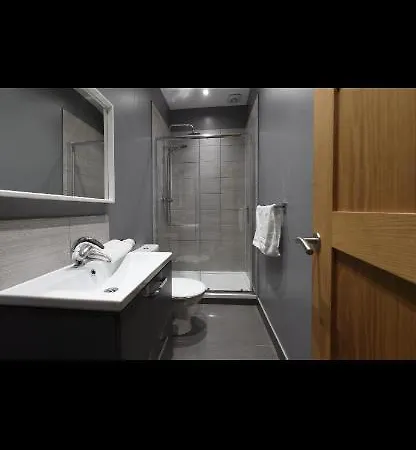 Swan Street Townhouse Hot Tub & Roof Terrace 公寓式酒店