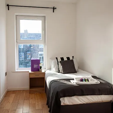 דירה Large Near City Centre Perfect For Groups מנצ'סטר