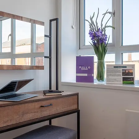 Luxury, Spacious In Central By Pillo