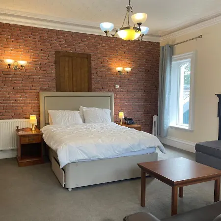 Milverton By Bevolve - Free Parking Hotel