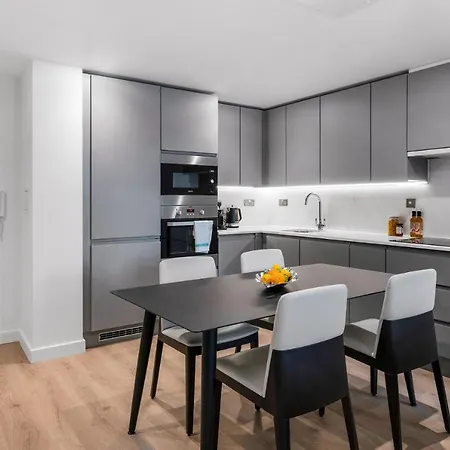 Citysuites 2 5* Manchester