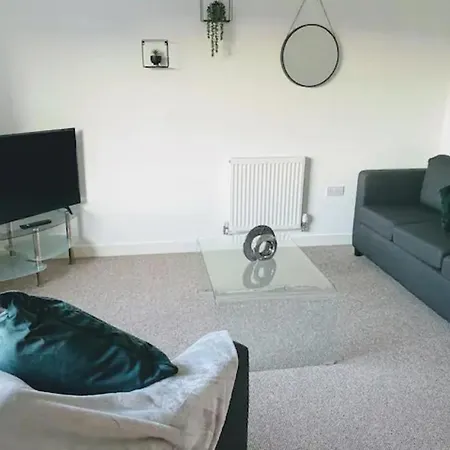 Проживание в семье Double With Ensuite Close To Salford Quays Манчестер