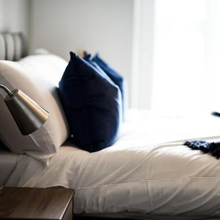 דירה Onpoint - Spacious 2 Bedroom Apt - City Centre With Balcony