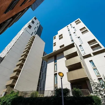 Appartement The Assembly Oasis Holding