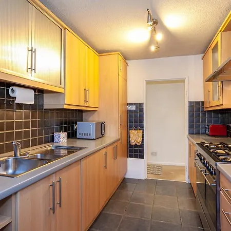 Апартаменты Cosy One Bed Apartment - Close To Cc Манчестер