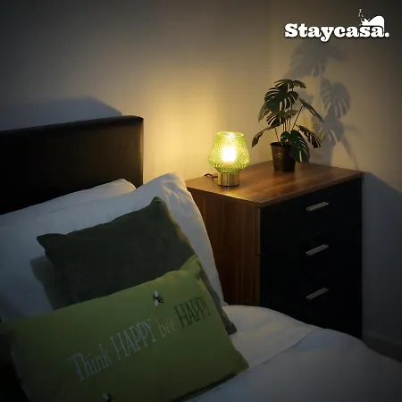 Апартаменты Central Manchester Two Bedroom Flat With Parking *
