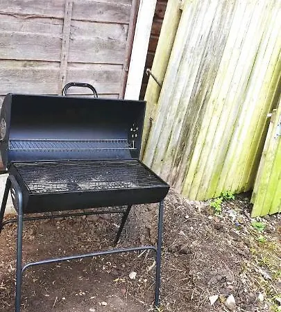 ゲストハウス Chan's Springfield 3*