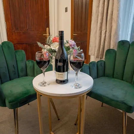 Milverton By Bevolve - Free Parking Hotel 3*