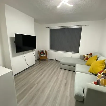 Aylesbury Dwelling * Manchester