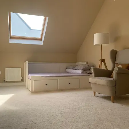 Canalside Ensuite Room