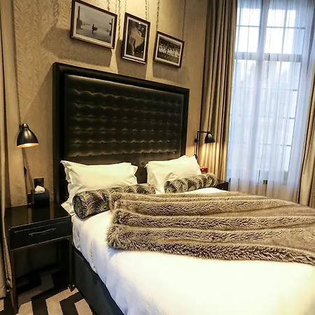 Hotel Gotham