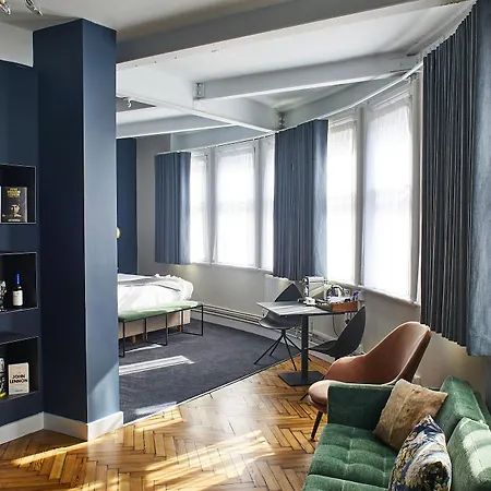 Abode 4*