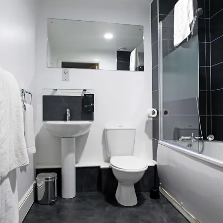 Aparthotel The Warehouse 4*