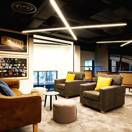 Student Only - Premium Studios With Breakfast At Vita Circle Square In Manchester Apartment *