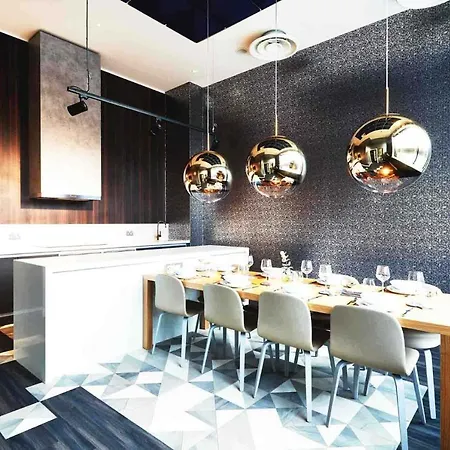Student Only - Premium Studios With Breakfast At Vita Circle Square In Manchester Apartment