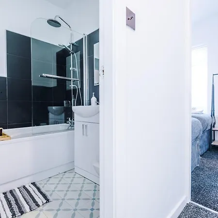 Rest&recharge @ Windsor House Holiday home
