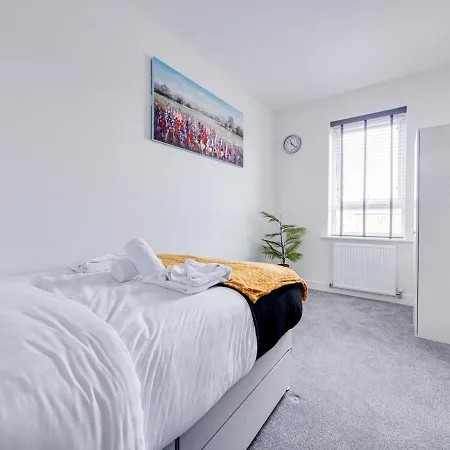 Pass The Keys Modern 2 Bedroom Home In Manchester Manchester