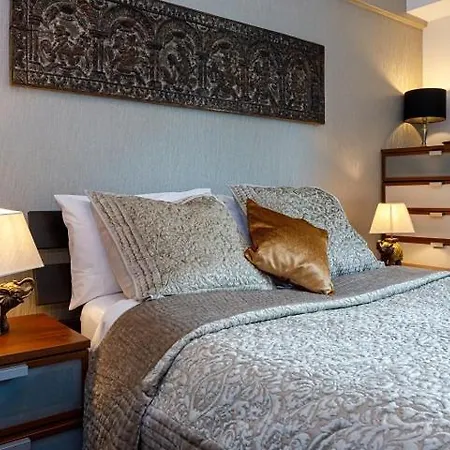2 Bedroom Apt, With Parking. Northern Quarter Manchester