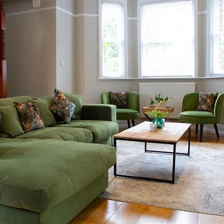 Lock Keepers - Detached House In The 別荘 マンチェスター