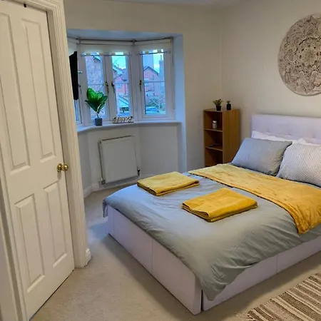 Spacious And Amazing 4 Bedroom Detached House Ferienhaus *