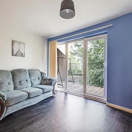Apartament Comfy 2 Bedroom 2 Bath Apt Near Etihad *