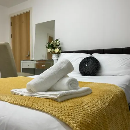 Apartman Wharf Premier - Free Private Parking Manchester