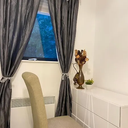 Wharf Premier - Free Private Parking Apartman *