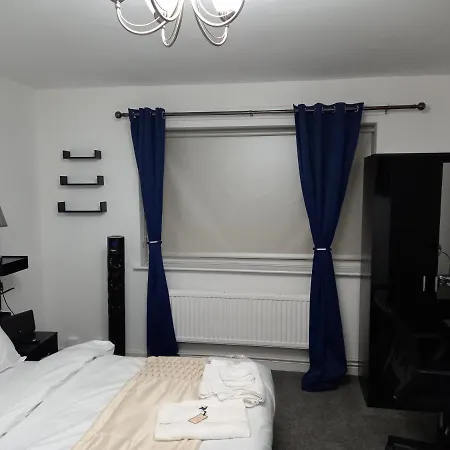 Bed and Breakfast Cozzy *