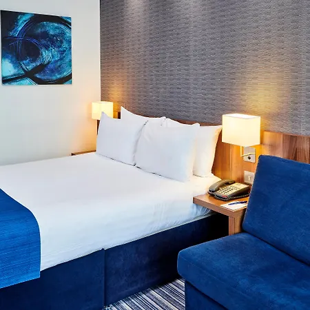 Express Centre Arena By Ihg Hotel