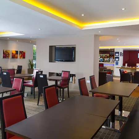 Express Manchester - Salford Quays By Ihg Hotel Salford (Greater Manchester)